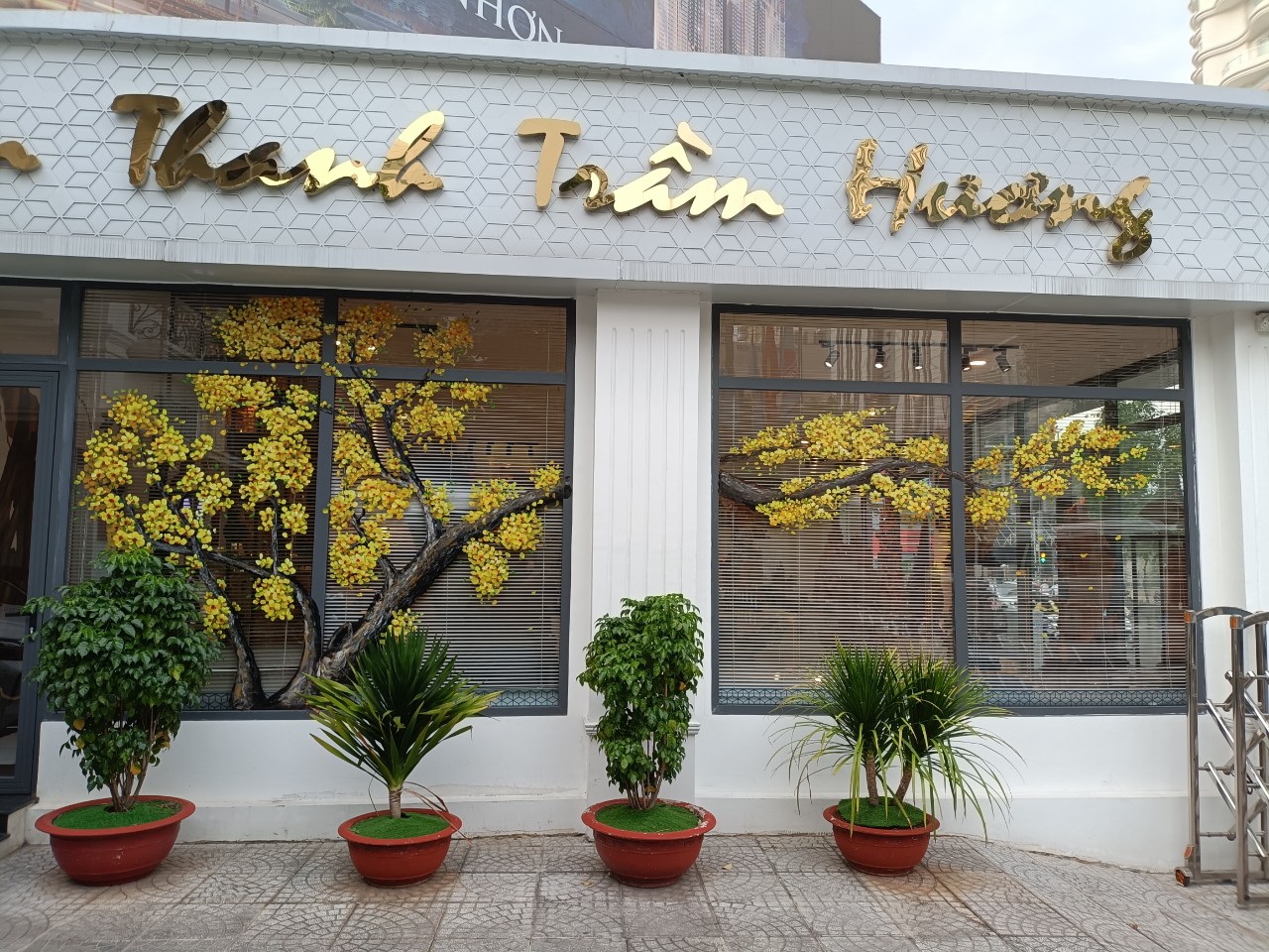 Phòng tranh Minh Sơn
